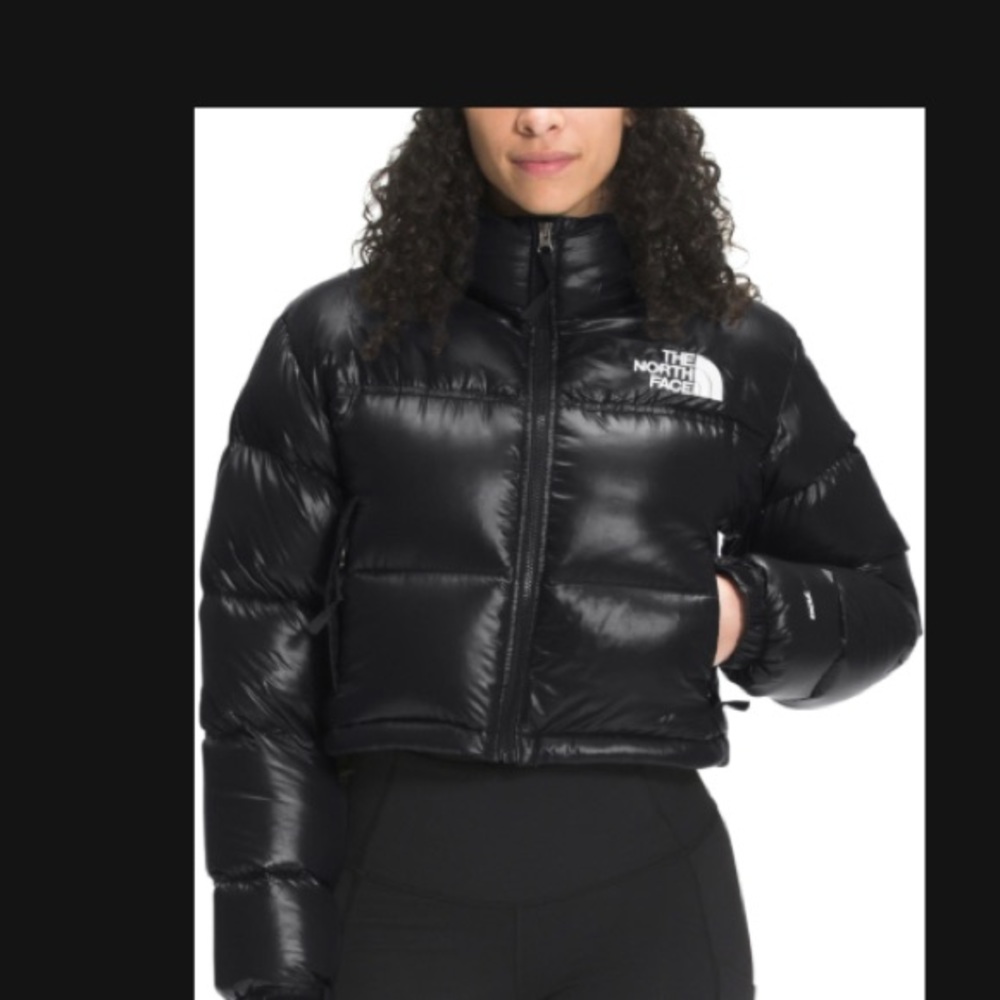 Worn once. I got for my trip but it is a little loose. It is sold out.